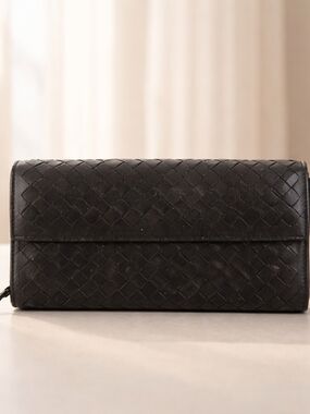 Bottega Veneta Vintage  Weave Continental Wallet